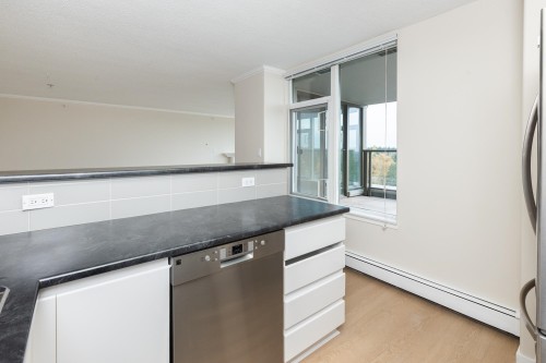 1504-13880 101 Avenue, Surrey, BC 