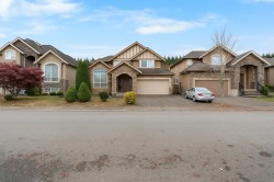 3917 Brighton Pl  Abbotsford, BC V2T 6Y8