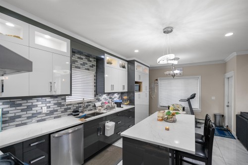 3917 Brighton Pl, Abbotsford, BC 