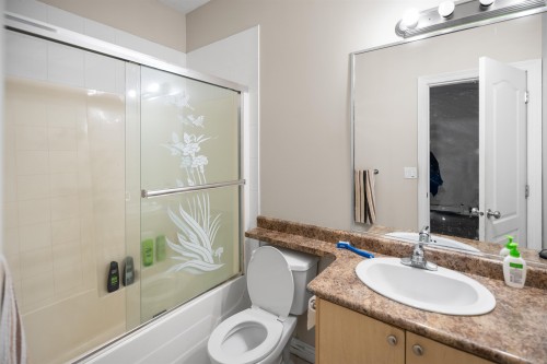 3917 Brighton Pl, Abbotsford, BC 