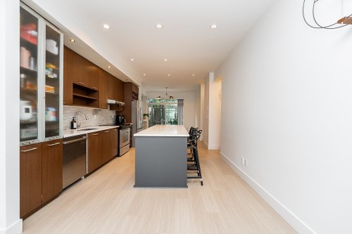 26-9989 Barnston Drive E, Surrey, BC 