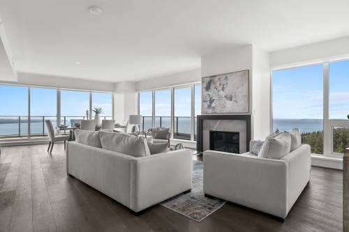 1701-1500 Martin Street  White Rock, BC V3Z 2L5