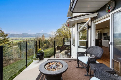 35993 Eaglecrest Place, Abbotsford, BC 