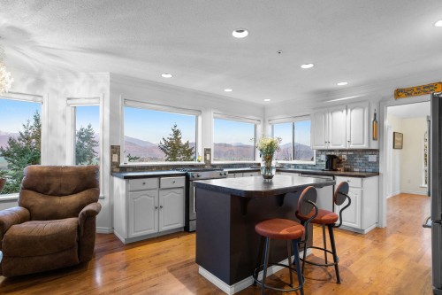 35993 Eaglecrest Place, Abbotsford, BC 