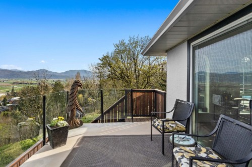 35993 Eaglecrest Place, Abbotsford, BC 