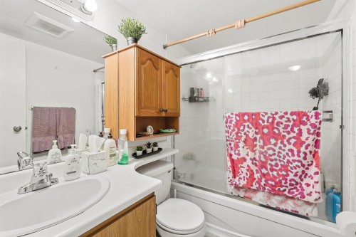 13345 70B Avenue, Surrey, BC 