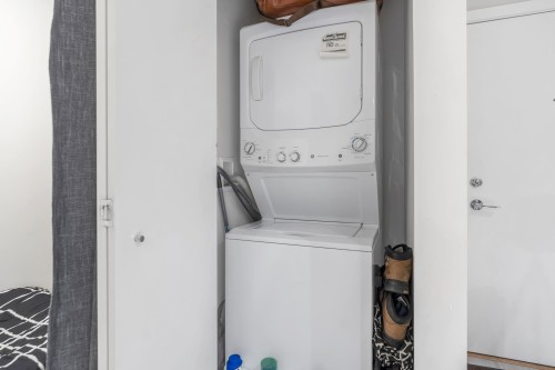 221-13768 108 Avenue, Surrey, BC 