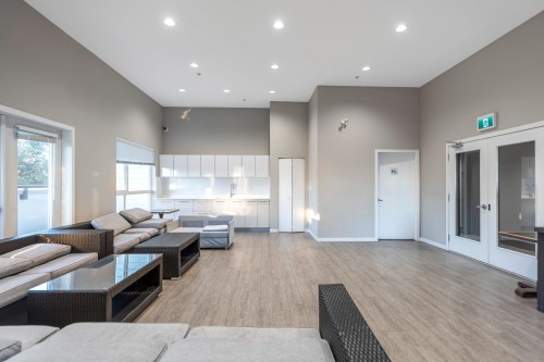 221-13768 108 Avenue, Surrey, BC 