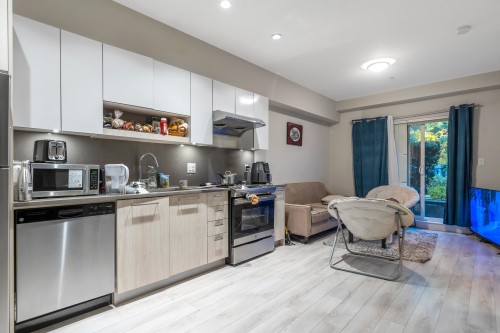 221-13768 108 Avenue, Surrey, BC 