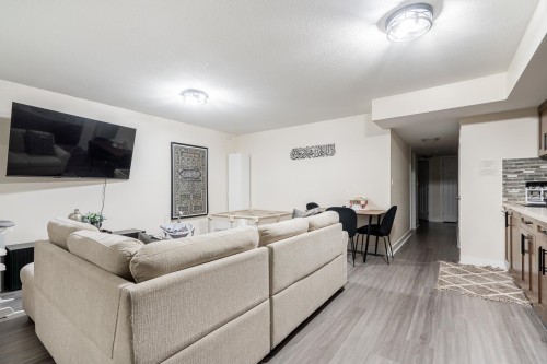 6727 184 Street, Surrey, BC 