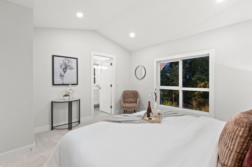 102-16621 18 Avenue, Surrey, BC 