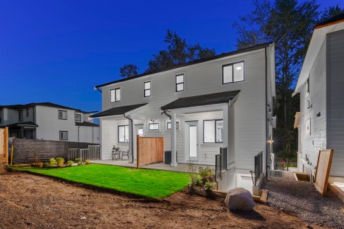 102-16621 18 Avenue, Surrey, BC 