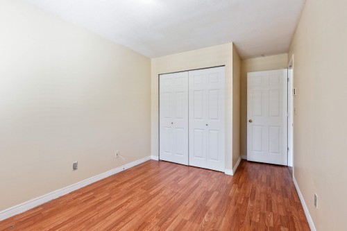 202-9951 152 Street, Surrey, BC 