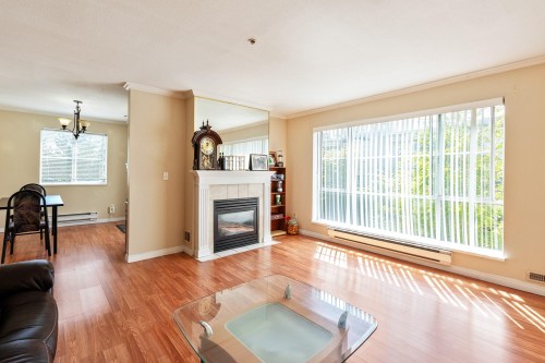 202-9951 152 Street, Surrey, BC 