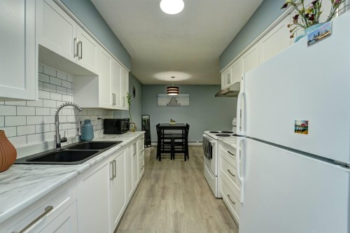 202-33450 George Ferguson Way, Abbotsford, BC 