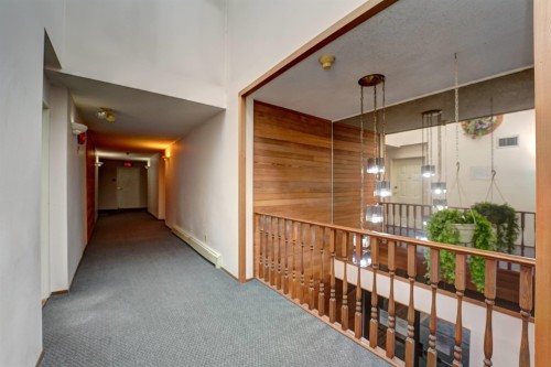 202-33450 George Ferguson Way, Abbotsford, BC 