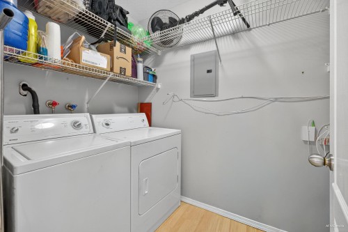 307-2958 Trethewey Street, Abbotsford, BC 