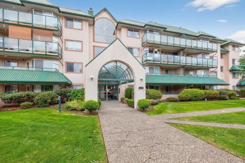 307-2958 Trethewey Street, Abbotsford, BC 