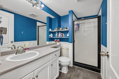 307-2958 Trethewey Street, Abbotsford, BC 