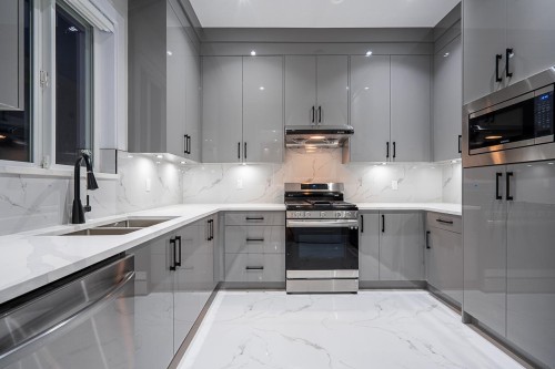 10671 127A Street, Surrey, BC 