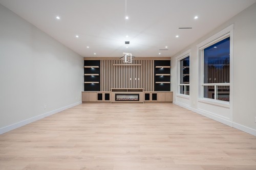 10671 127A Street, Surrey, BC 