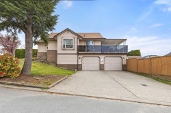 2930 Edgehill Avenue  Abbotsford, BC V2T 5J9