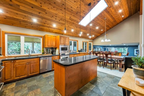 18963 84 Avenue, Surrey, BC 