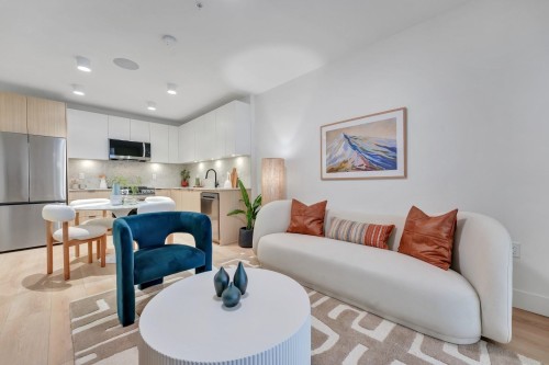 B502-5360 204 Street, Langley, BC 