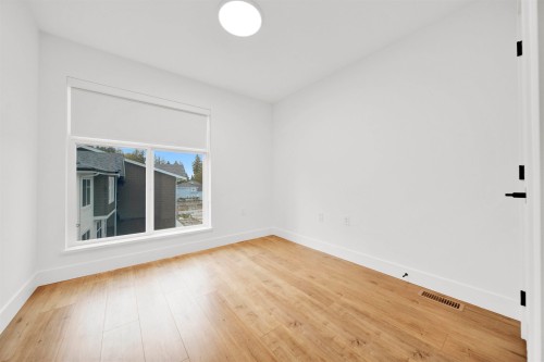 20-12770 105 Avenue, Surrey, BC 