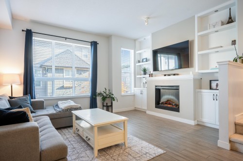 106-7938 209 Street, Langley, BC 