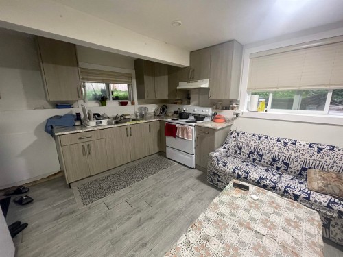 15077 86B Avenue, Surrey, BC 