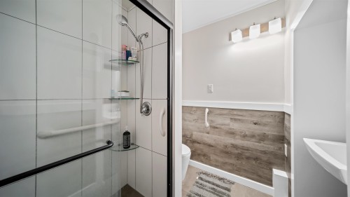 6721 238 Street, Langley, BC 