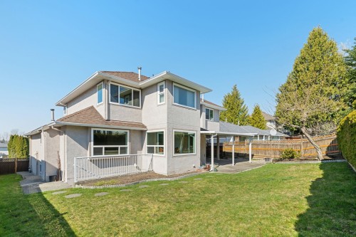 Garden Level-8118 153A Street, Surrey, BC 