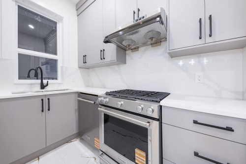 14779 68A Avenue, Surrey, BC 