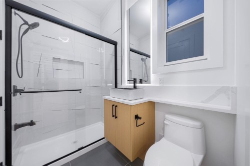 14779 68A Avenue, Surrey, BC 