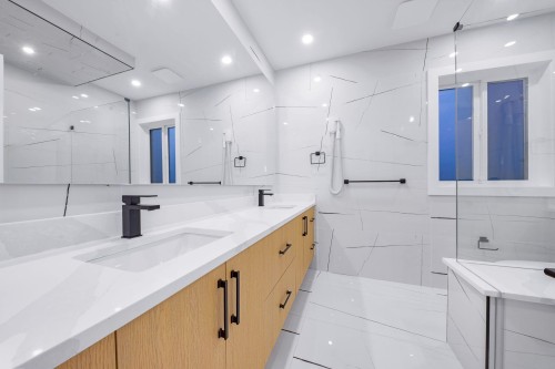 14779 68A Avenue, Surrey, BC 