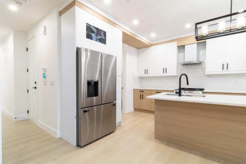 7801 116 Street Street, Delta, BC 