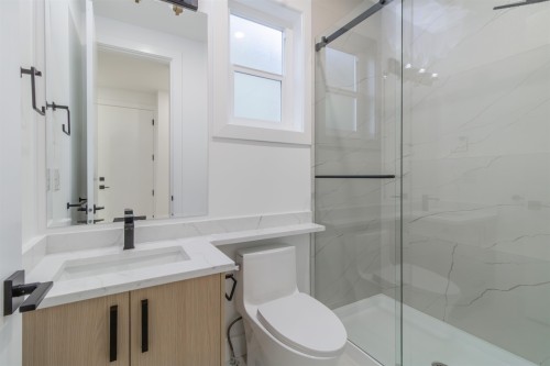 7801 116 Street Street, Delta, BC 