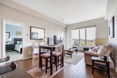 402-6450 194 Street, Surrey, BC 