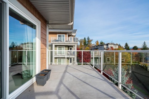 402-6450 194 Street, Surrey, BC 