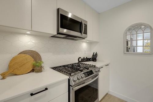 602-8379 201 Street, Langley, BC 