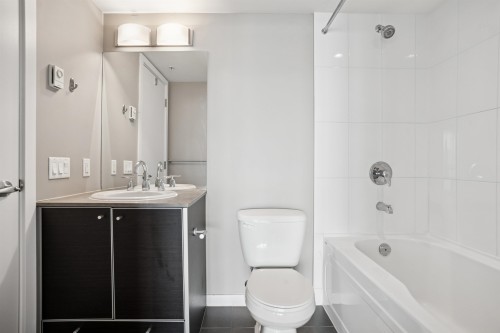 3601-9981 Whalley Boulevard, Surrey, BC 