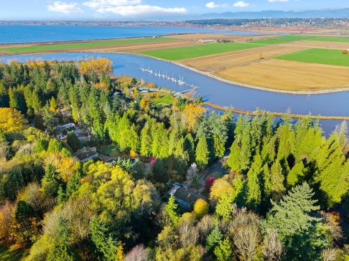 13838 Crescent Road, Surrey, BC 