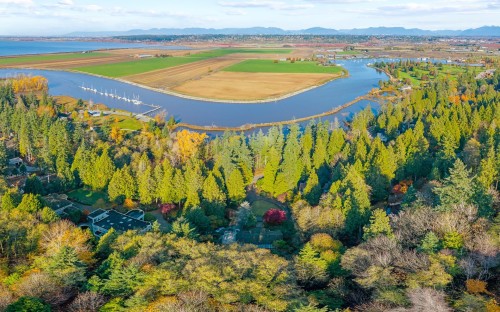 13838 Crescent Road, Surrey, BC 