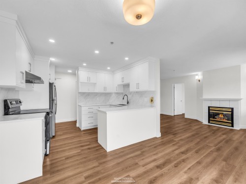 402-12130 80 Avenue, Surrey, BC 