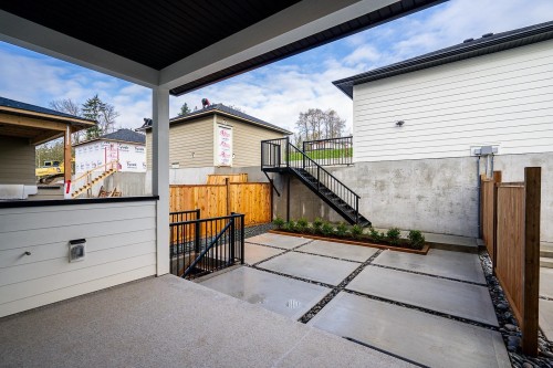 16673 16 Avenue, Surrey, BC 