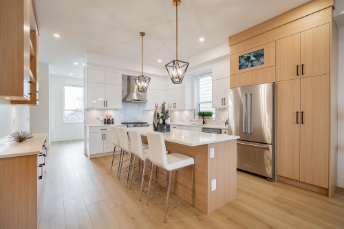 16673 16 Avenue, Surrey, BC 