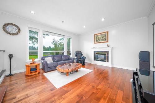 2250 134 Street, Surrey, BC 