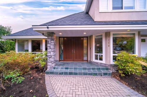 2250 134 Street, Surrey, BC 