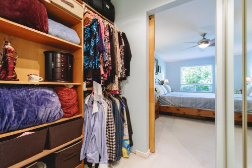 715-1350 Vidal Street, White Rock, BC 